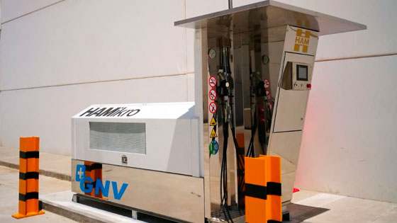 La estación de servicio HAMikro permite a los vehículos repostar biometano obtenido a partir del tratamiento de aguas residuales