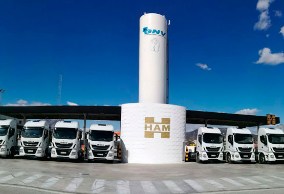 Transportes HAM, empresa de Grupo HAM, tiene una de las flotas más amplias de vehículos para transporte por carretera de gas natural licuado y otros productos