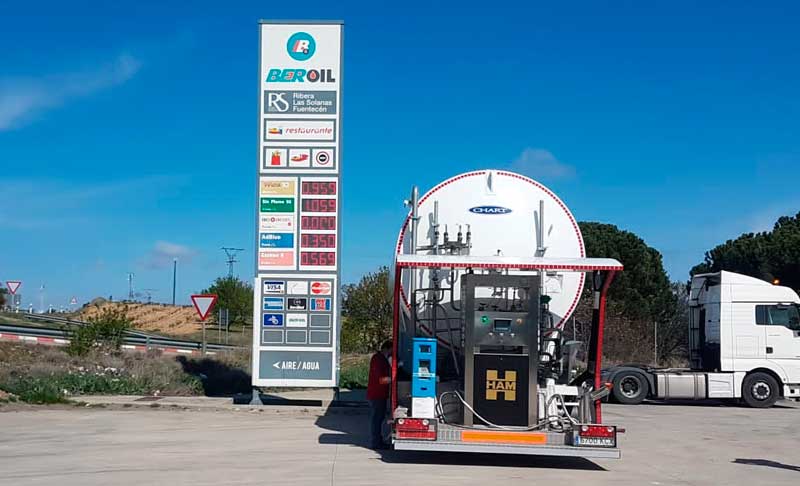 HAM Group LNG mobile unit allows refueling of liquefied natural gas (LNG) at the Beroil de Fuentecén service station, Burgos